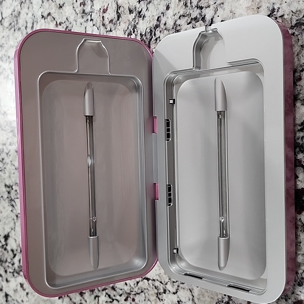 Phonesoap Pink Smartphone UV Sanitizer with Charger. 500-7 - Picture 7 of 7
